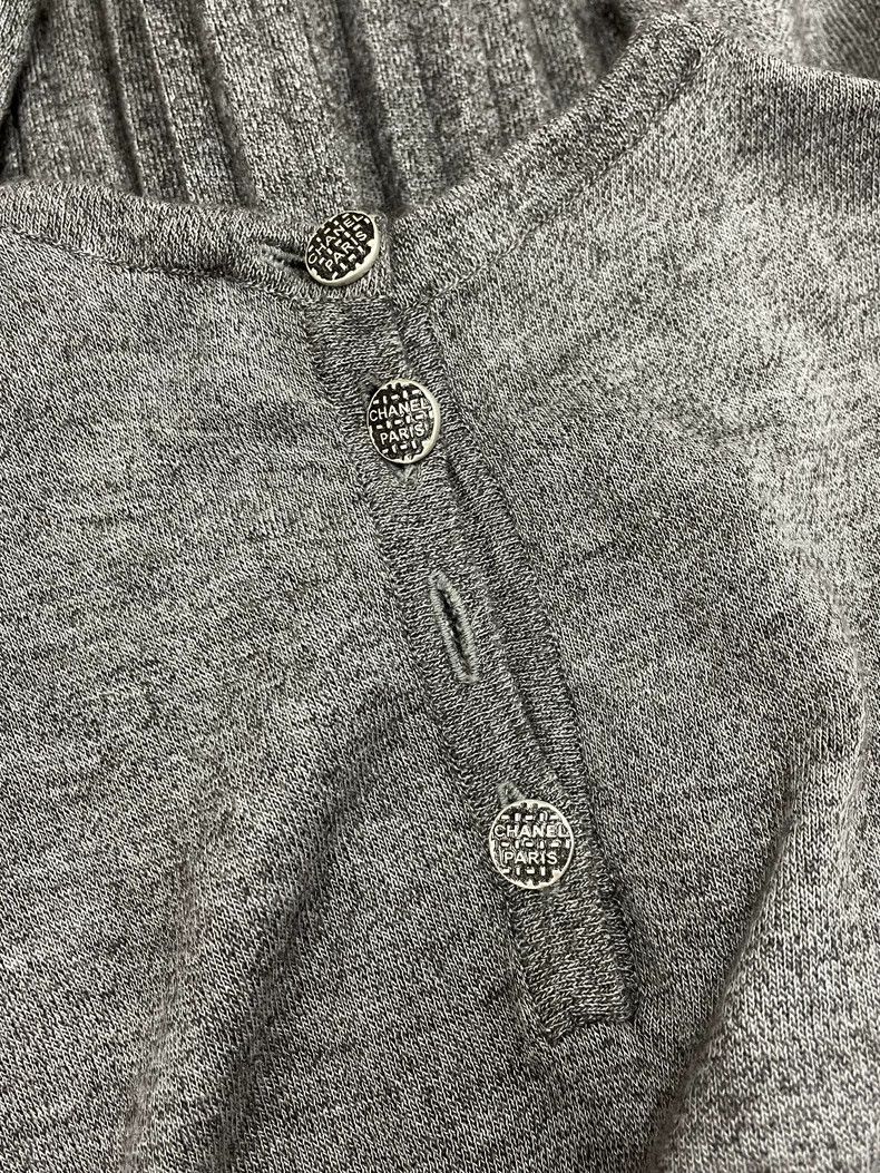 Chanel Chanel 16B Gray Knit Dress Size US XS / EU 42 / 0 - 4 Thumbnail