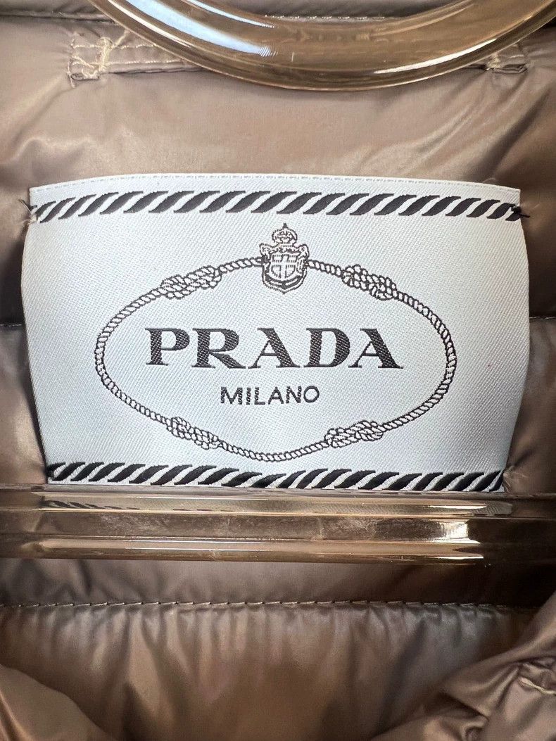 Prada Prada Arm Triangle Logo Hooded Down Jacket Size US M / EU 48-50 / 2 - 3 Thumbnail