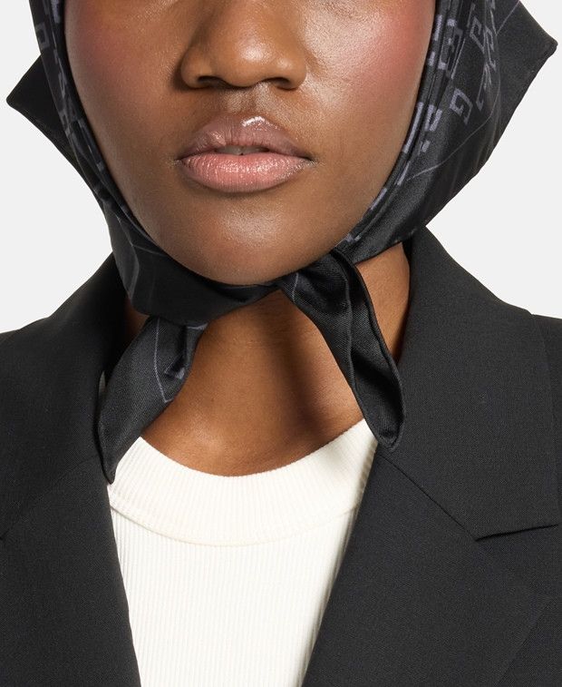 Givenchy Silk square scarf Size ONE SIZE - 2 Thumbnail
