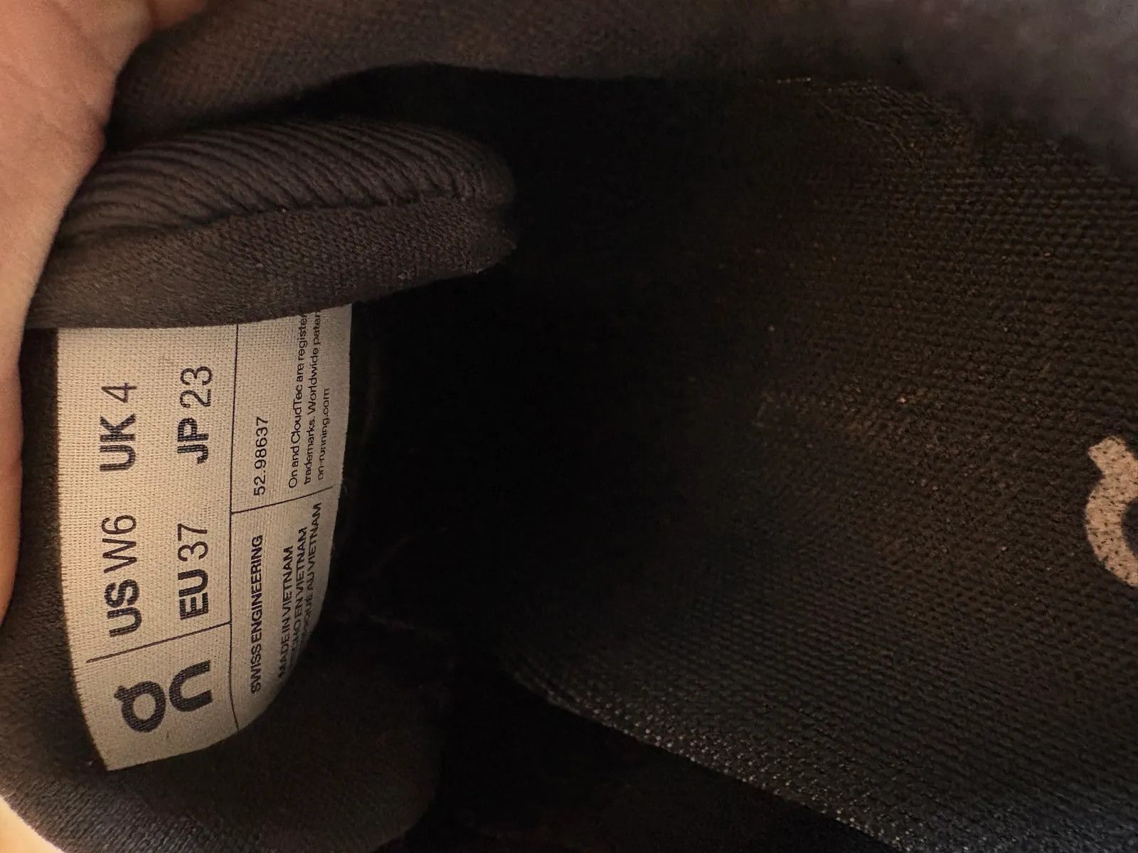 On On Waterproof Sneakers Size US 7 / IT 37 - 3 Thumbnail