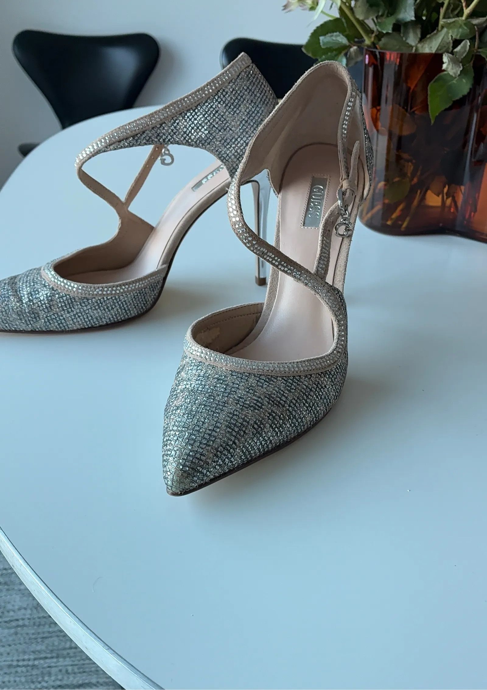 Guess Guess Heels Size US 8 / IT 38 - 2 Thumbnail