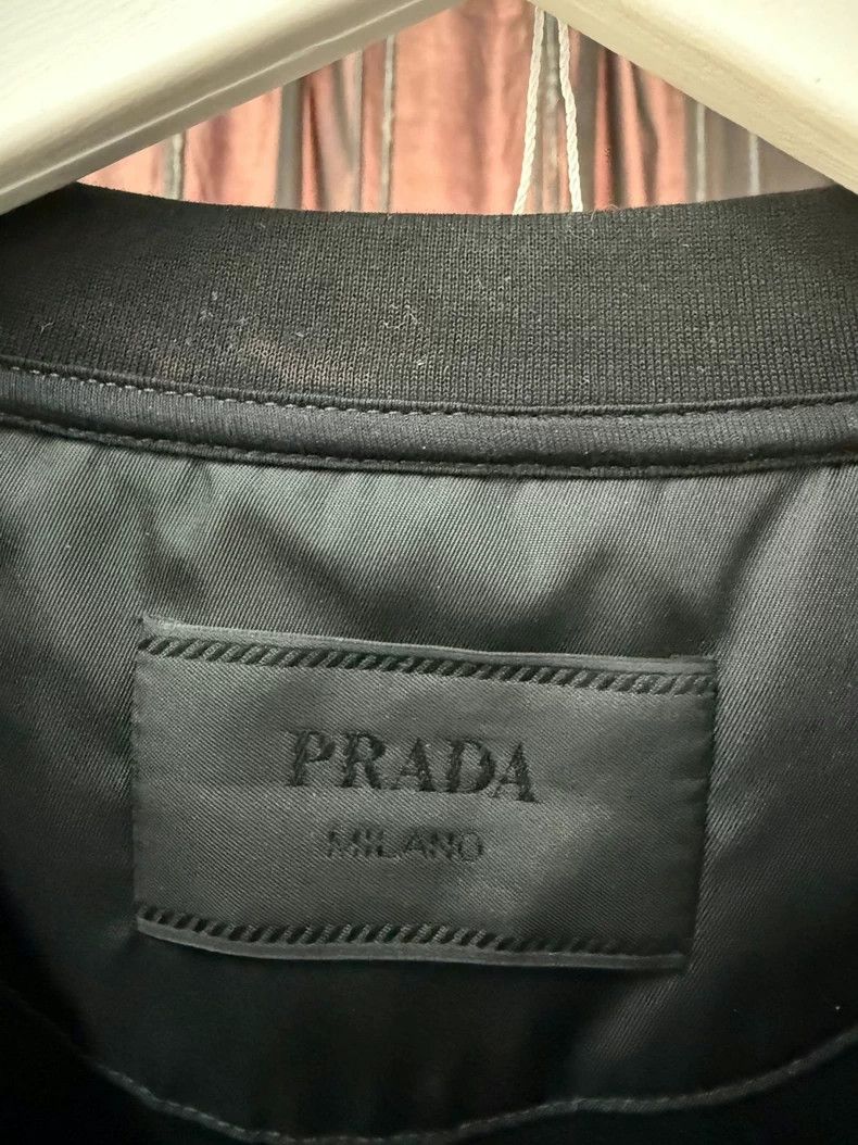 Prada Prada Metal Triangle Logo Sweatshirt Size US M / EU 48-50 / 2 - 5 Thumbnail