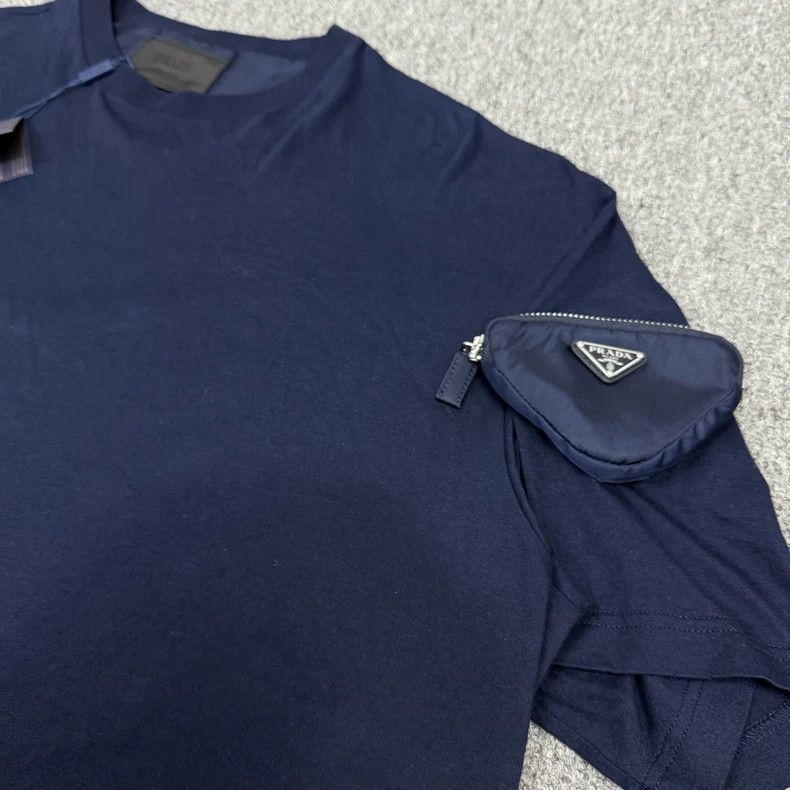 Prada Prada Navy Short Sleeve Shirt M Size US M / EU 48-50 / 2 - 3 Thumbnail