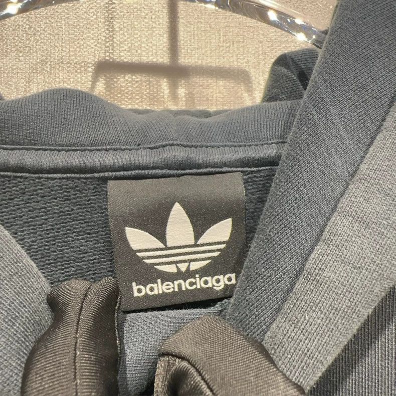 Balenciaga Balenciaga x Adidas Logo Green Hoodie Size US S / EU 44-46 / 1 - 3 Thumbnail