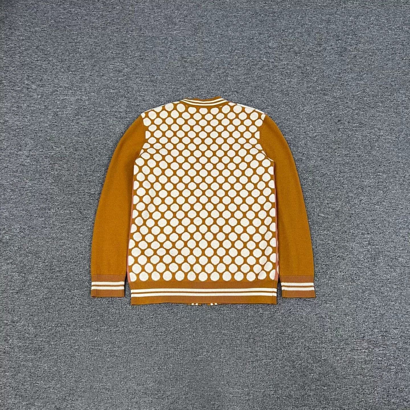Hermes Hermes Polka Dot Wool Cardigan Size US S / EU 44-46 / 1 - 2 Thumbnail