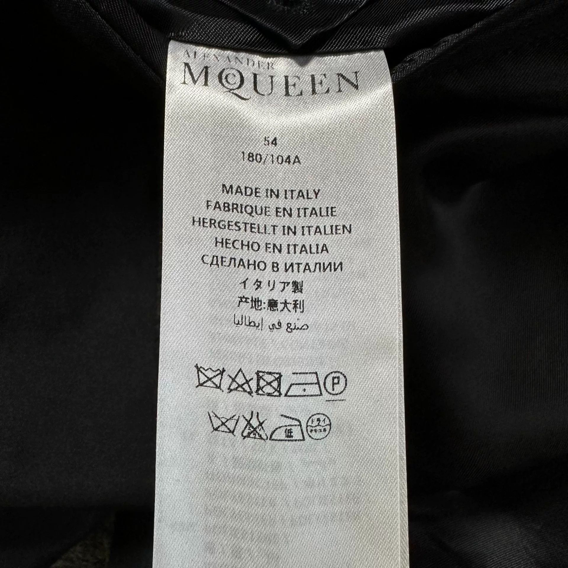 Alexander McQueen Alexander McQueen Runway Badge Embroidered Blazer Size US XXL / EU 58 / 5 - 6 Thumbnail