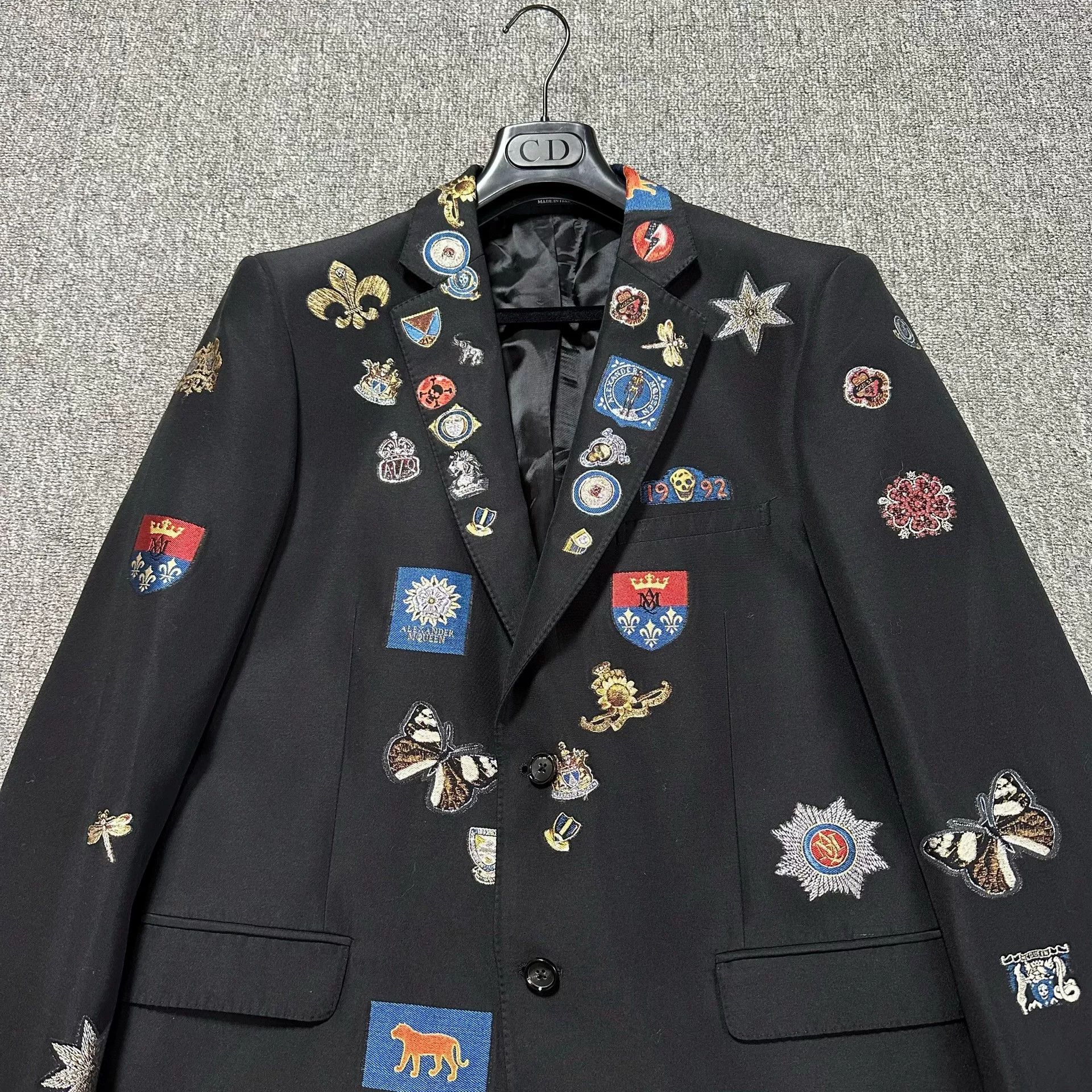 Alexander McQueen Alexander McQueen Runway Badge Embroidered Blazer Size US XXL / EU 58 / 5 - 2 Thumbnail