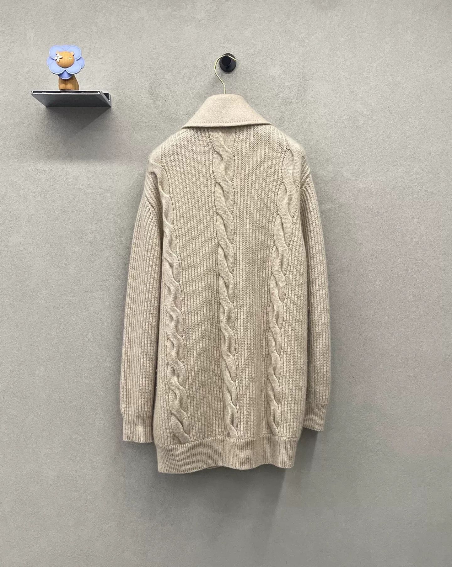 Max Mara maxmara cashmere double-breasted knit sweater Size US M / EU 48-50 / 2 - 2 Thumbnail