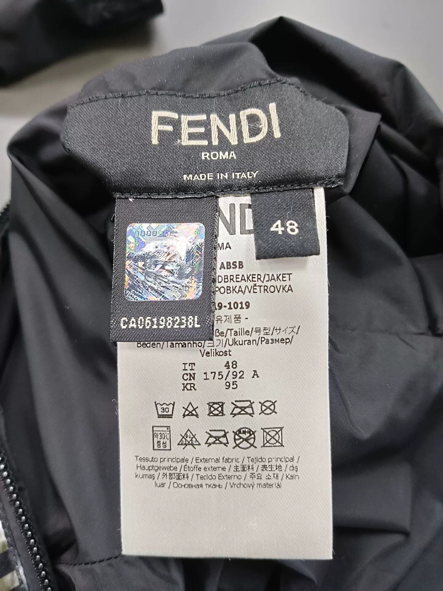 Fendi Fendi Double-Sided Logo Coat in Black Size US L / EU 52-54 / 3 - 3 Thumbnail