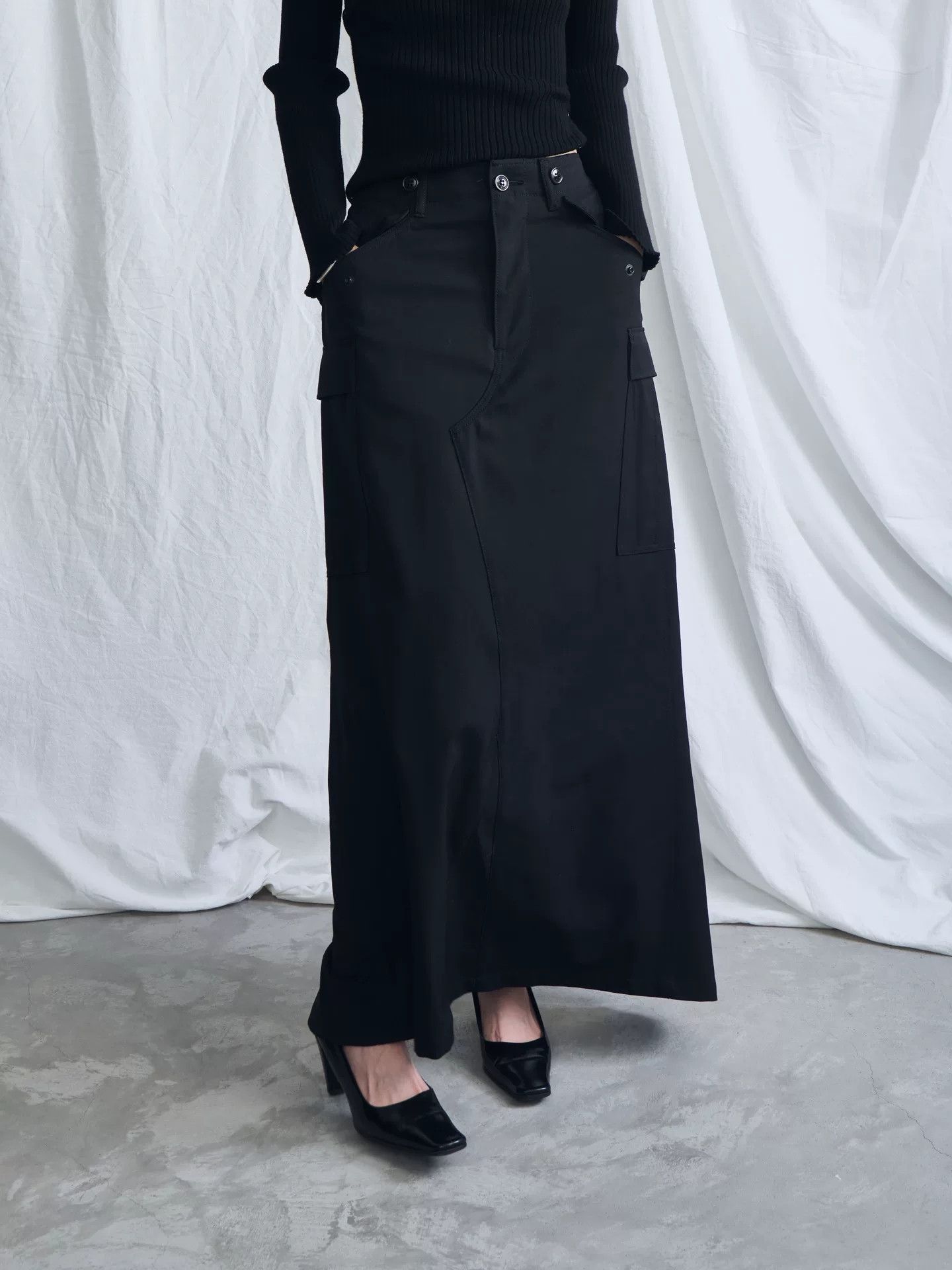 Junya Watanabe junya watanabe black structural work skirt Size 26" / US 2 / IT 38 - 2 Thumbnail