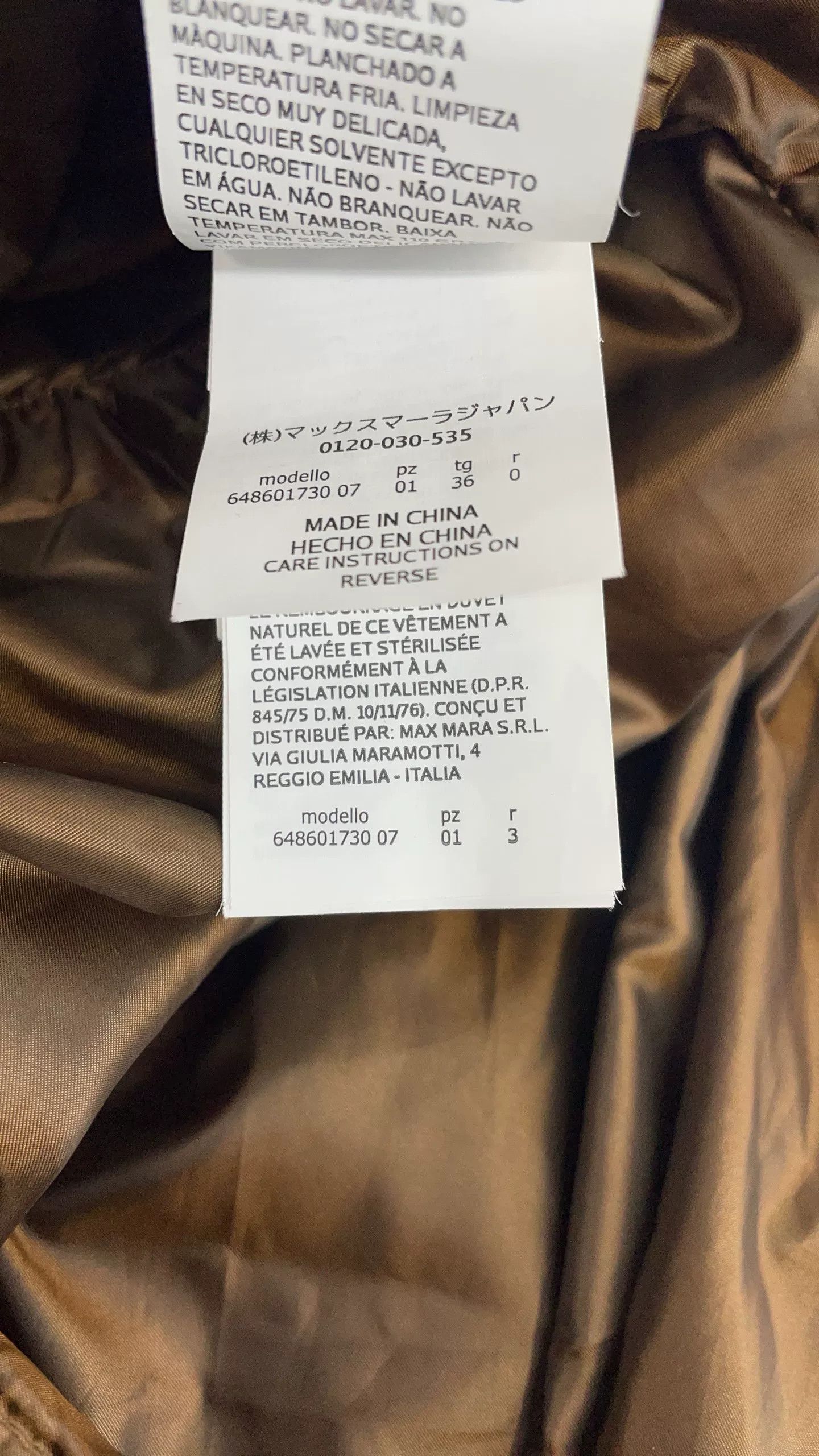 Max Mara maxmara gold hooded down jacket size 32 Size US S / EU 44-46 / 1 - 5 Thumbnail