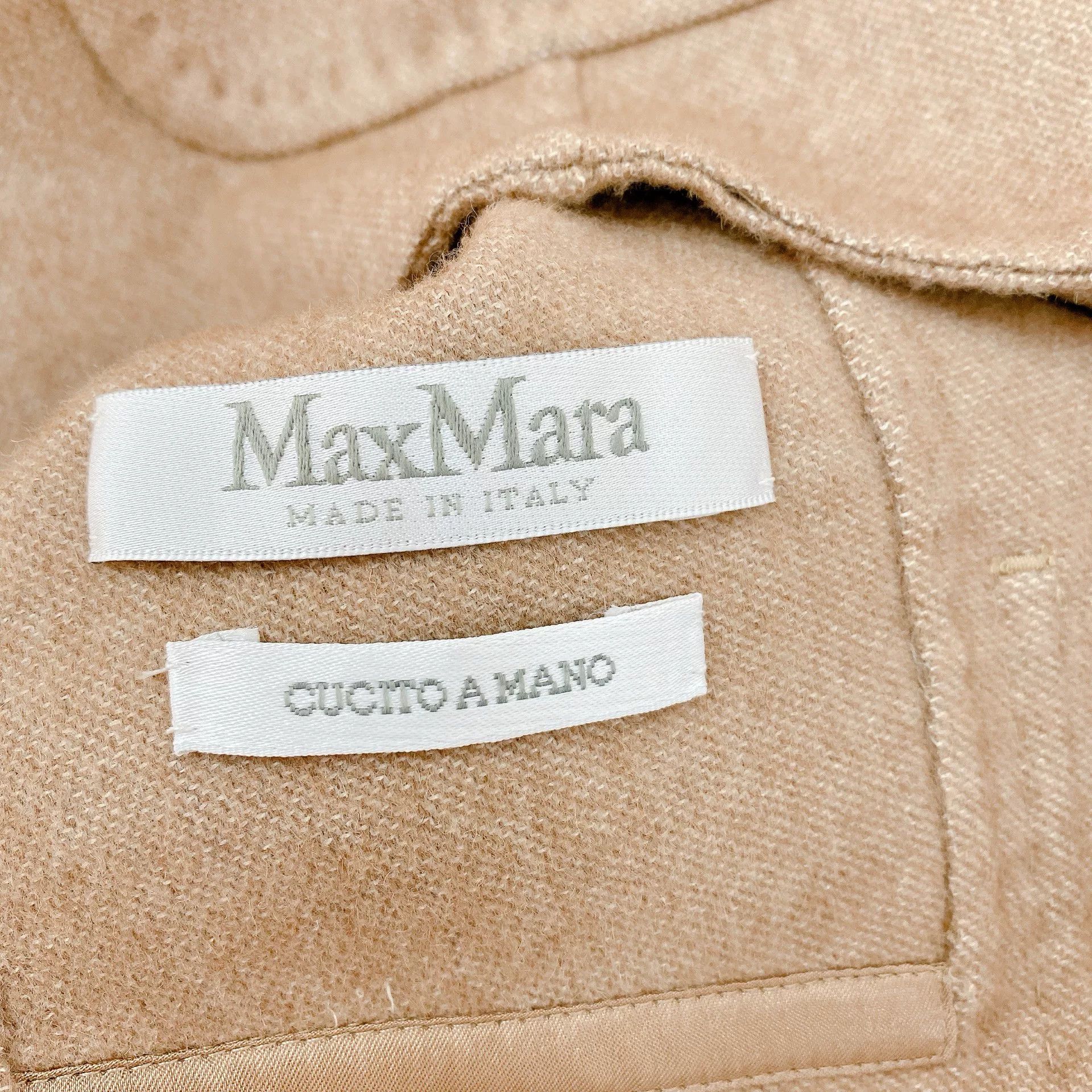 Max Mara maxmara tailored blazer in beige color Size US M / EU 48-50 / 2 - 7 Thumbnail