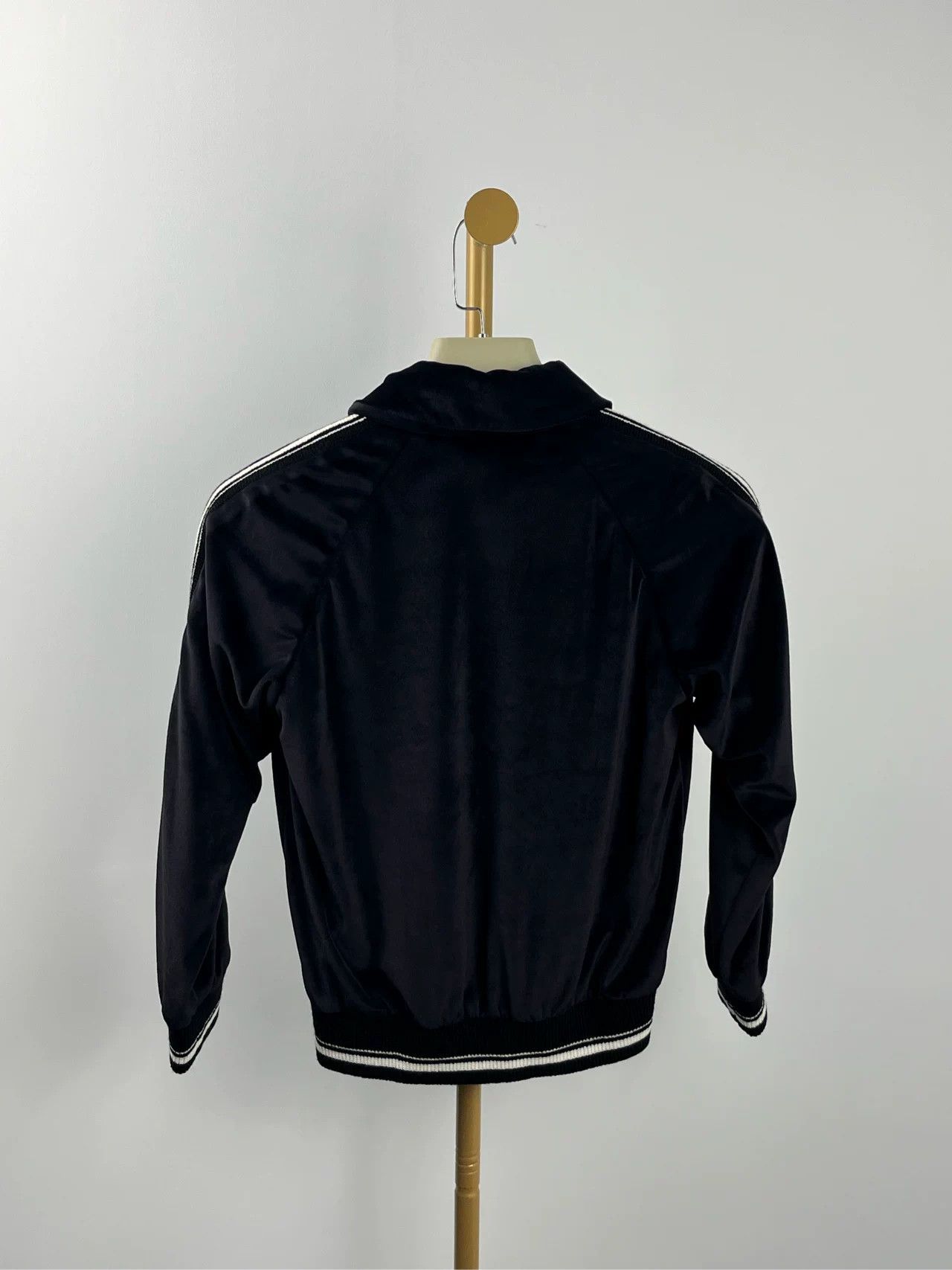Miu Miu miu miu black logo jacket outerwear Size US S / EU 44-46 / 1 - 2 Thumbnail