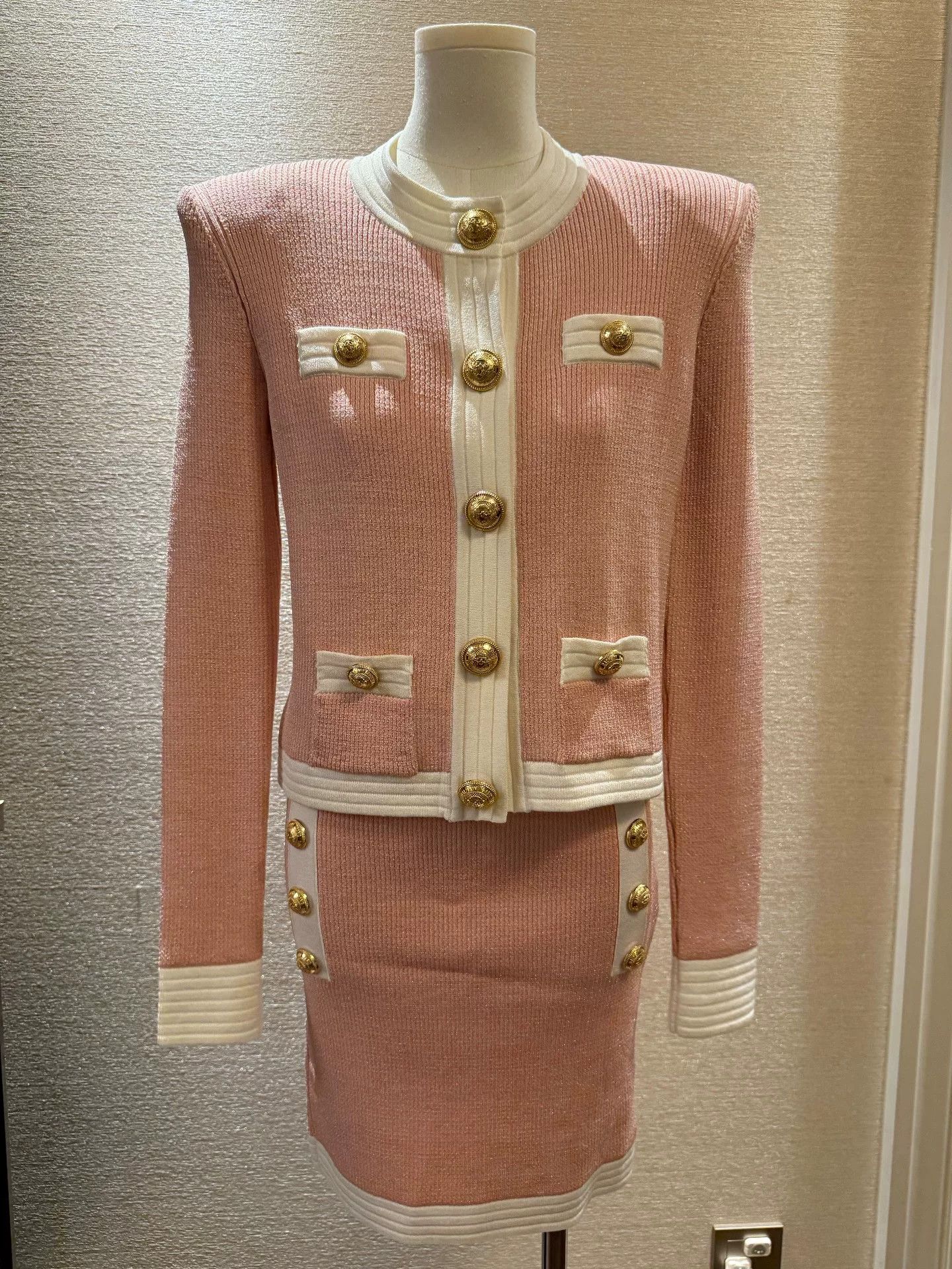 Balmain balmain pink knitted outfit size 38 Size US M / EU 48-50 / 2 - 4 Thumbnail