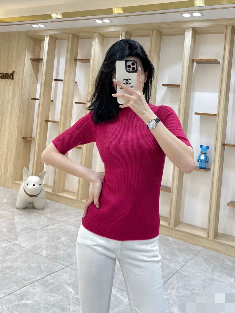 Chanel Chanel Pink Half-Sleeve Knit Top Size US S / EU 44-46 / 1 - 6 Thumbnail