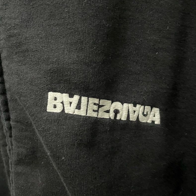 Balenciaga Balenciaga Black Logo Zip Hoodie Size US S / EU 44-46 / 1 - 3 Thumbnail
