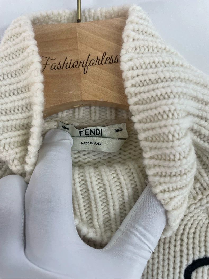 Fendi Fendi Vintage Crop Sweater Size US S / EU 44-46 / 1 - 3 Thumbnail