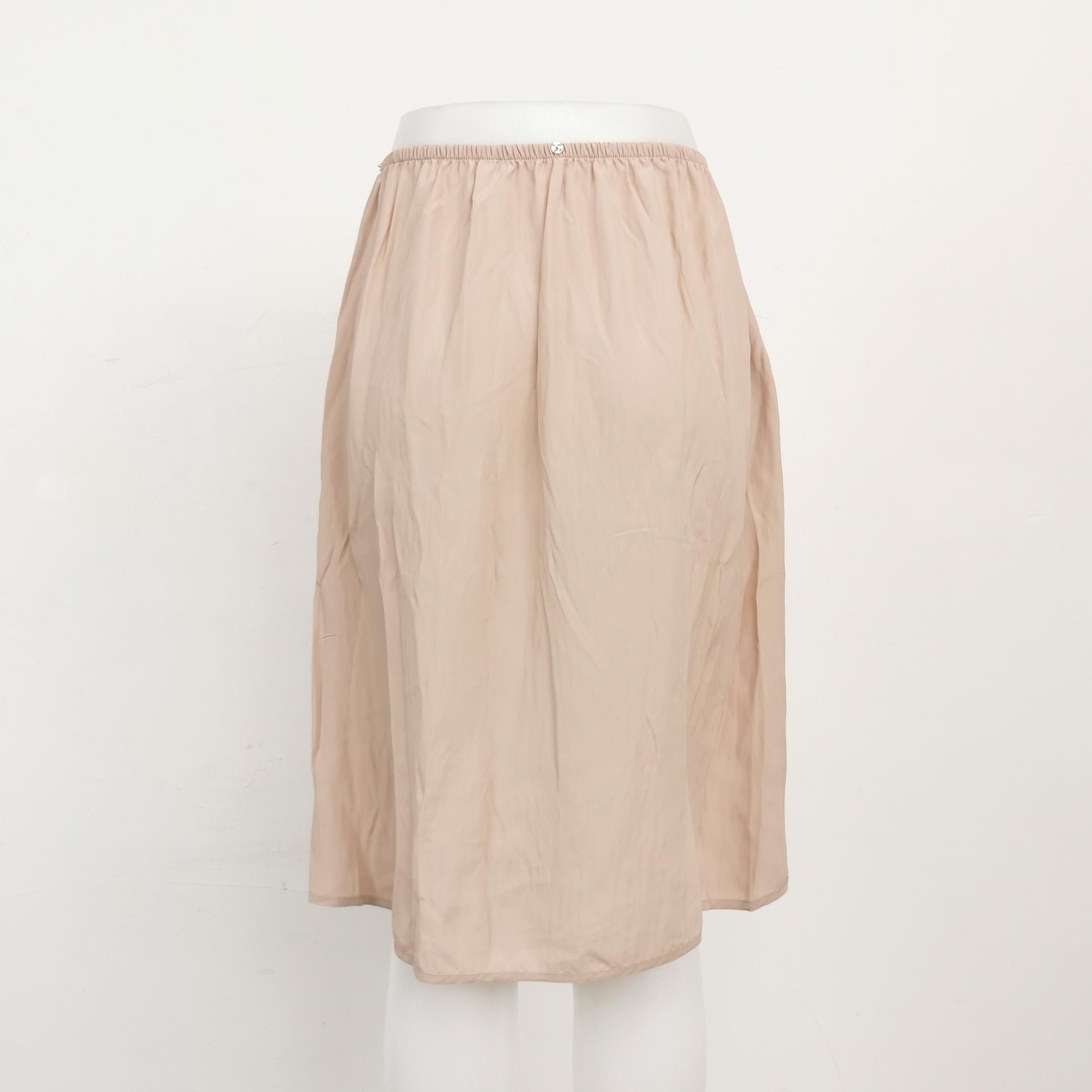 Gucci Gucci Silk Blend Solid Ribbed Midi Skirt M Size 24" / US 00 / IT 34 - 7 Thumbnail
