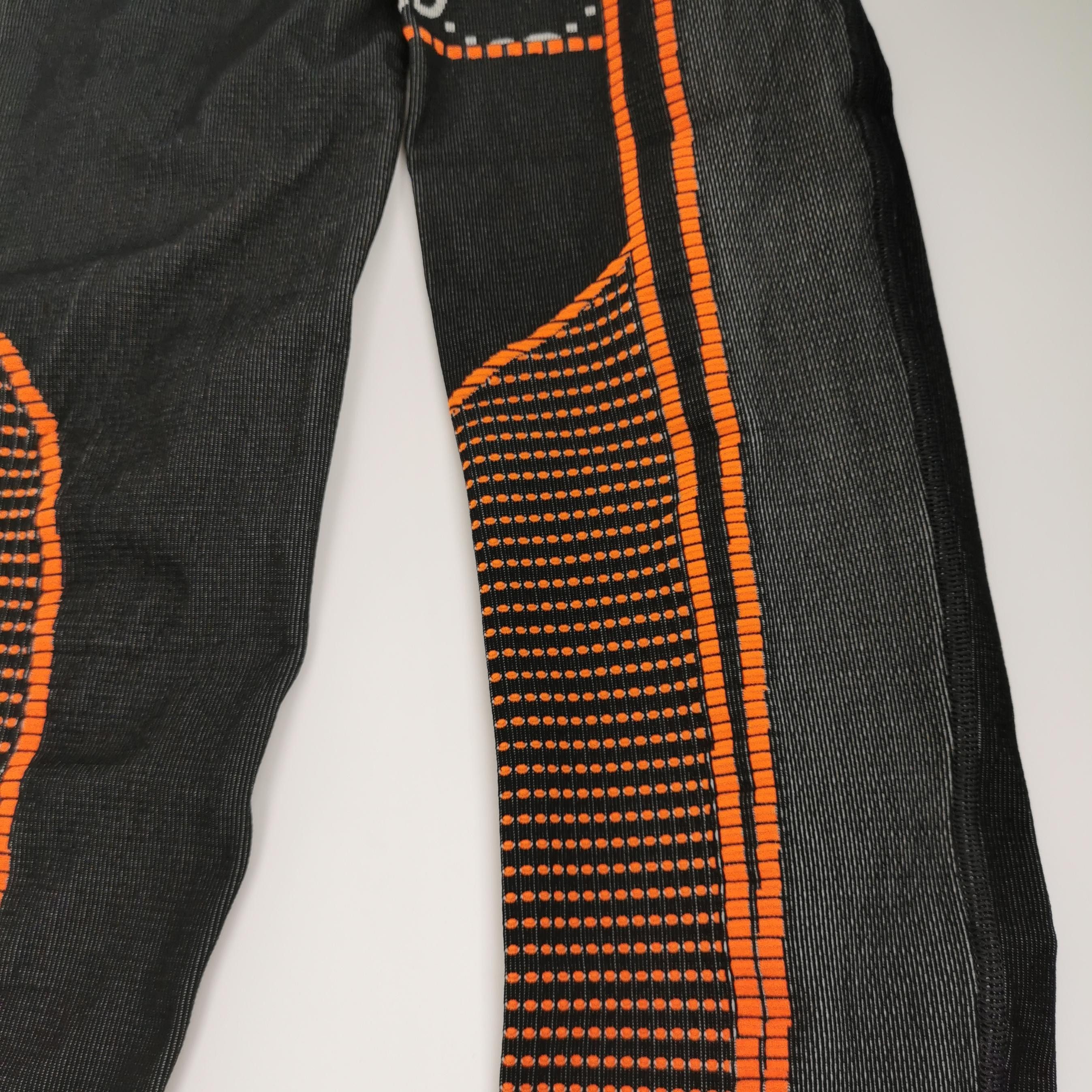 Gucci Gucci GG Monogram M Size Leggings Size 28" / US 6 / IT 42 - 8 Thumbnail