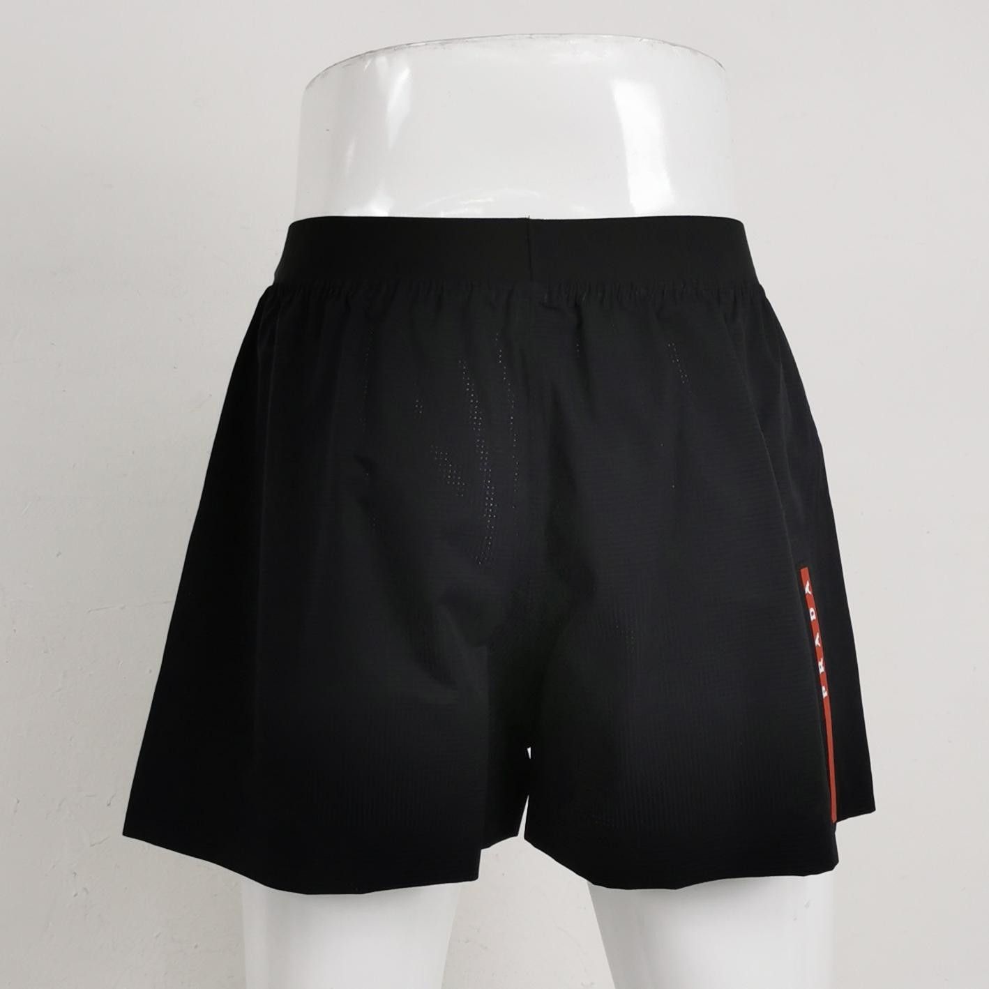 Prada Prada Solid Letter Logo Shorts S Size Size US 30 / EU 46 - 4 Thumbnail