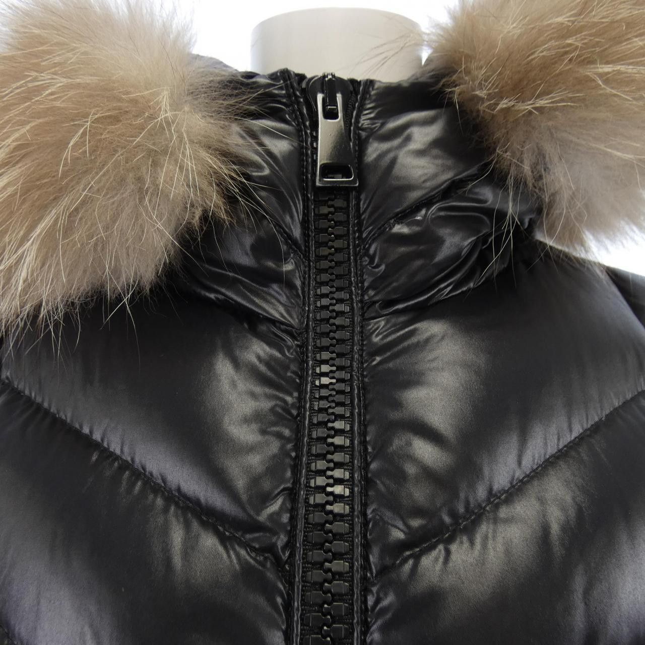 Moncler Moncler Moncler FULMAR Blue Frost Fox Down Coat Natural Material Outerwear FULMAR DUTY FREE for USA Size ONE SIZE - 6 Thumbnail