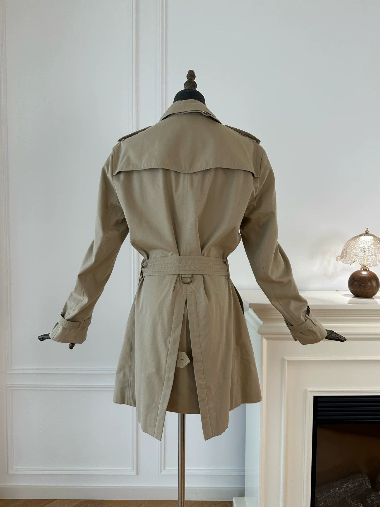 Burberry Burberry Chelsea Double-Breasted Trench Coat Size US XL / EU 56 / 4 - 2 Thumbnail