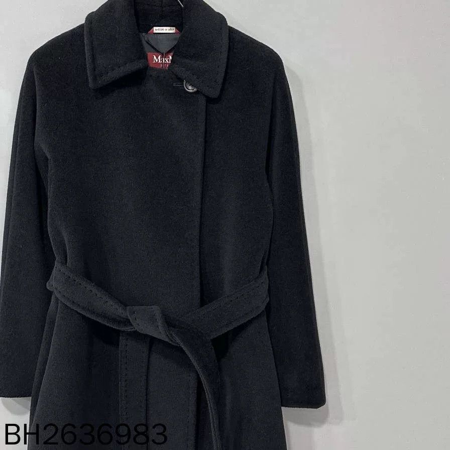 Max Mara black wool coat from MaxMara Size US S / EU 44-46 / 1 - 3 Thumbnail