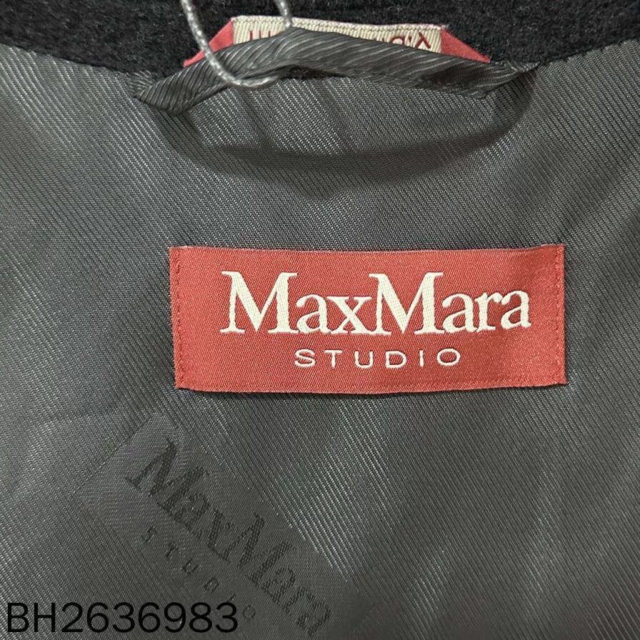 Max Mara black wool coat from MaxMara Size US S / EU 44-46 / 1 - 4 Thumbnail
