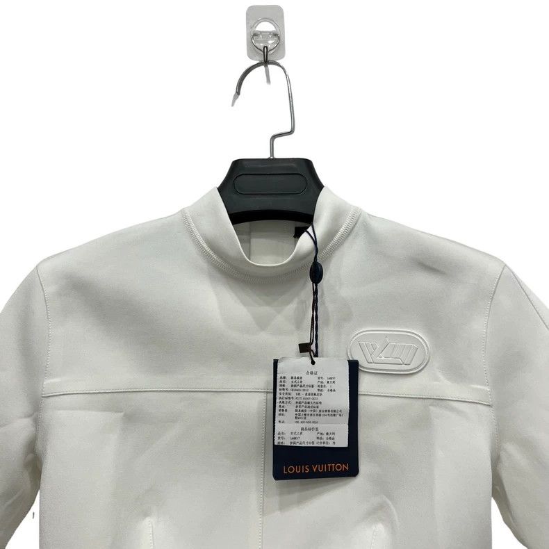 Louis Vuitton Louis Vuitton Logo Stand Collar T-Shirt Size US XS / EU 42 / 0 - 2 Thumbnail