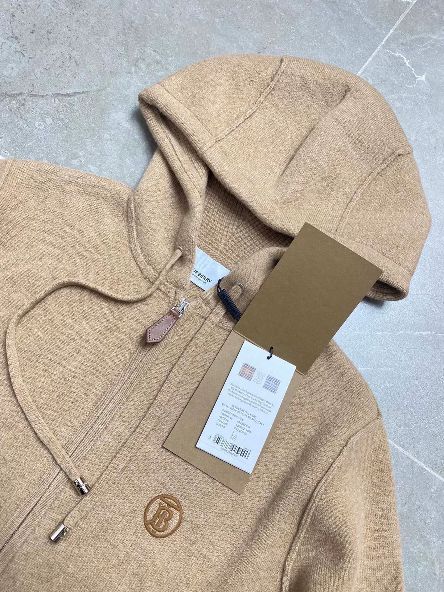 Burberry Burberry Signature TB Cashmere Hoodie Size US S / EU 44-46 / 1 - 2 Thumbnail