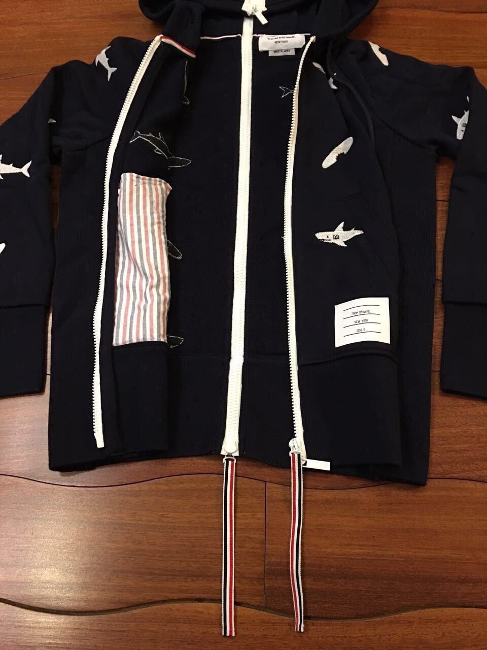 Thom Browne thom browne hooded sweatshirt with shark design Size US S / EU 44-46 / 1 - 5 Thumbnail