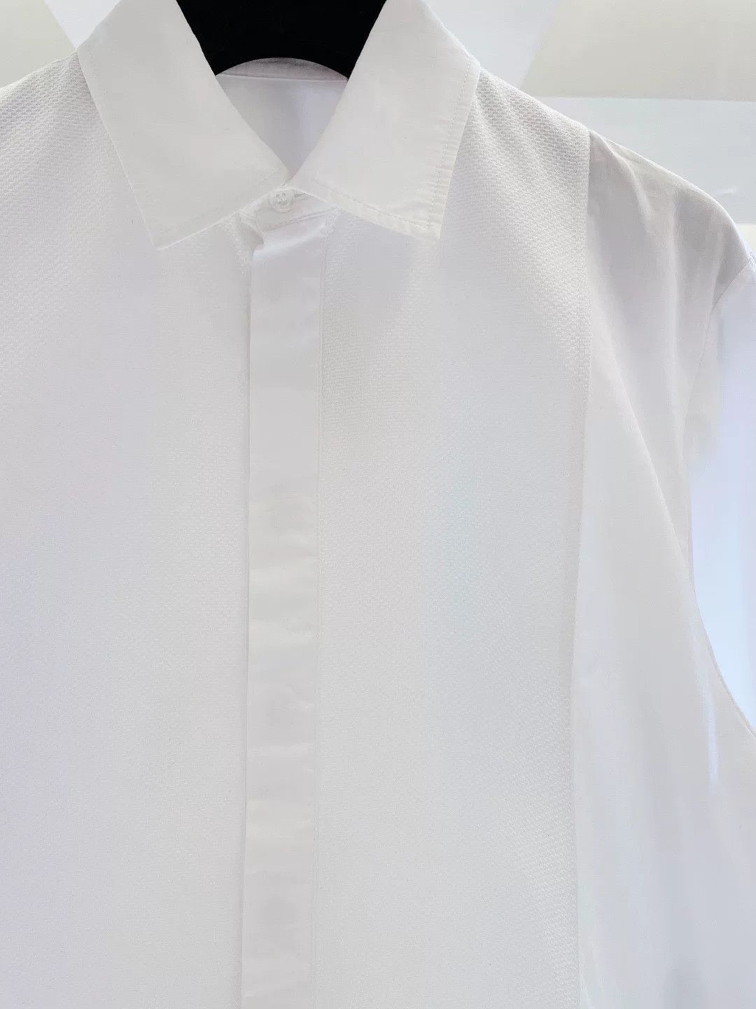Dior christian dior embroidery white loose shirt Size US M / EU 48-50 / 2 - 3 Thumbnail