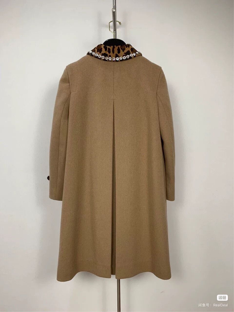 Miu Miu miumiu wool coat with fur collar and rhinestones Size US M / EU 48-50 / 2 - 2 Thumbnail