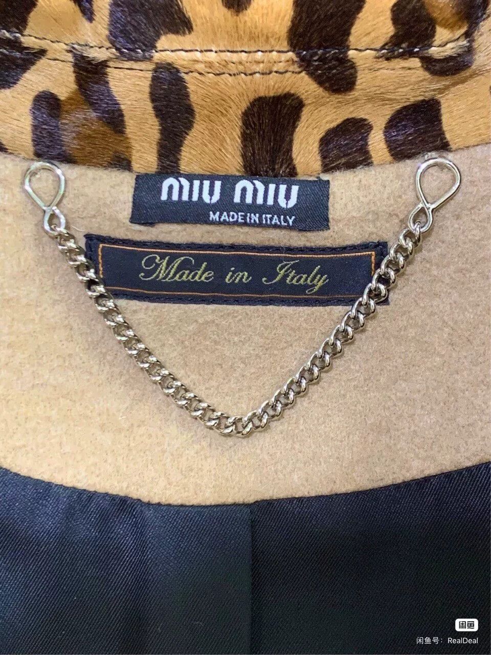 Miu Miu miumiu wool coat with fur collar and rhinestones Size US M / EU 48-50 / 2 - 8 Thumbnail