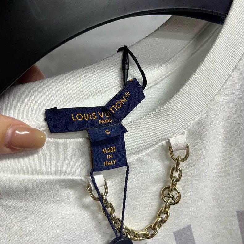 Louis Vuitton Louis Vuitton 2025 Ski Print Tee Size US S / EU 44-46 / 1 - 4 Thumbnail