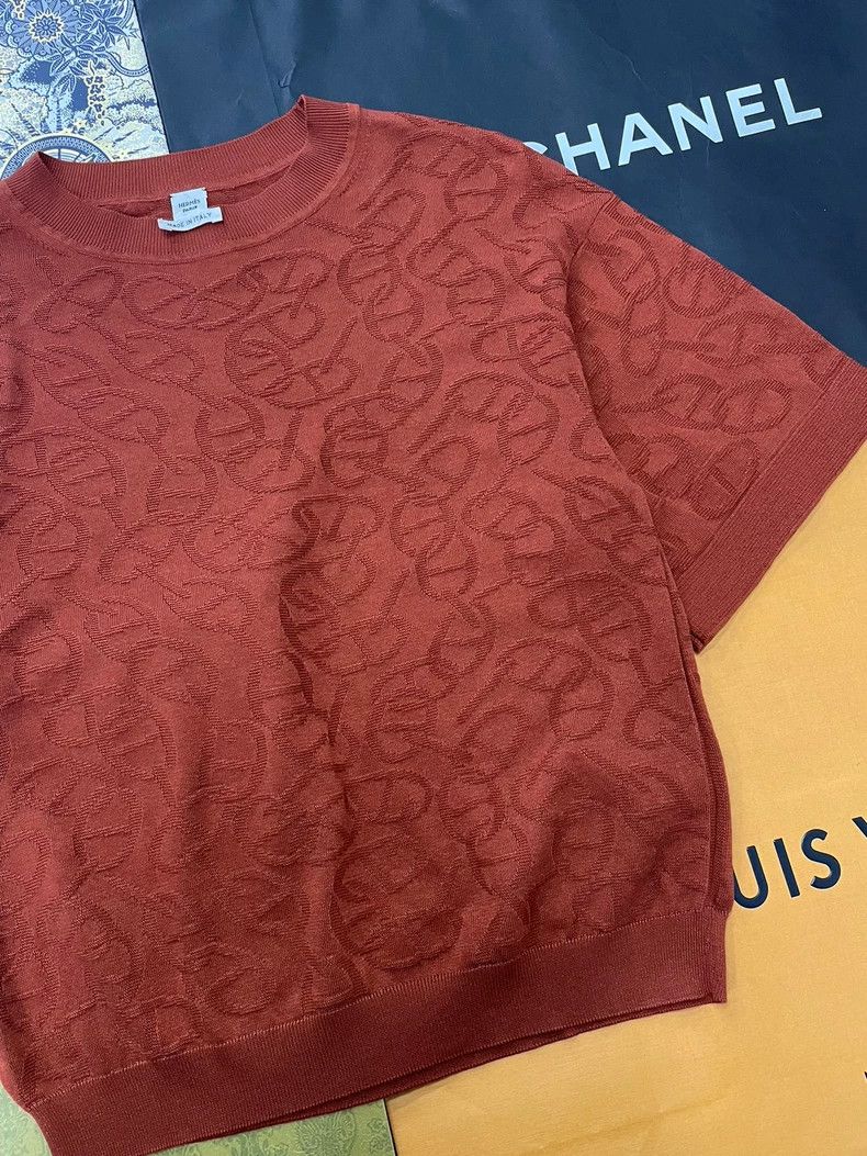 Hermes Hermes Red Pig Nose Print Short Sleeve Top Size US M / EU 48-50 / 2 - 2 Thumbnail
