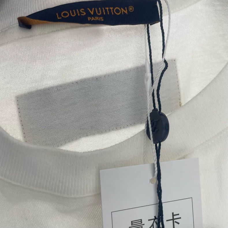 Louis Vuitton Louis Vuitton New Band Short Sleeve Size US L / EU 52-54 / 3 - 4 Thumbnail