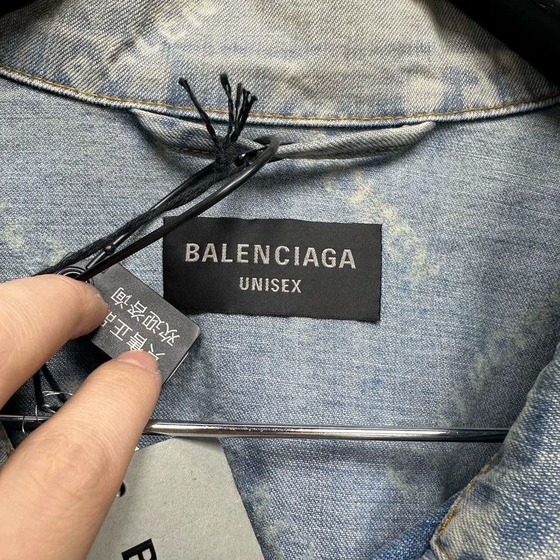 Balenciaga Balenciaga Washed Denim Jacket Size US M / EU 48-50 / 2 - 3 Thumbnail