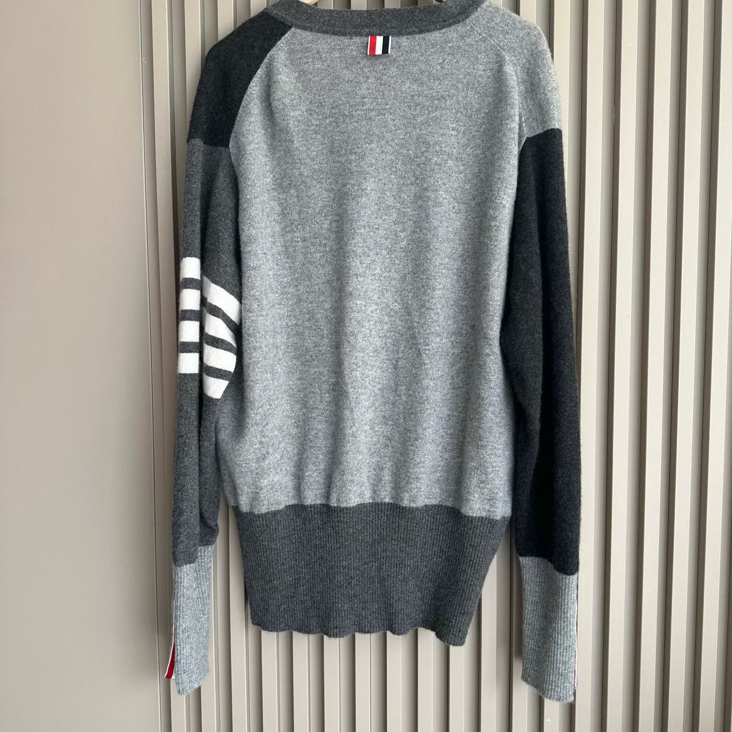 Thom Browne classic thom browne four-stripe cardigan Size US S / EU 44-46 / 1 - 4 Thumbnail