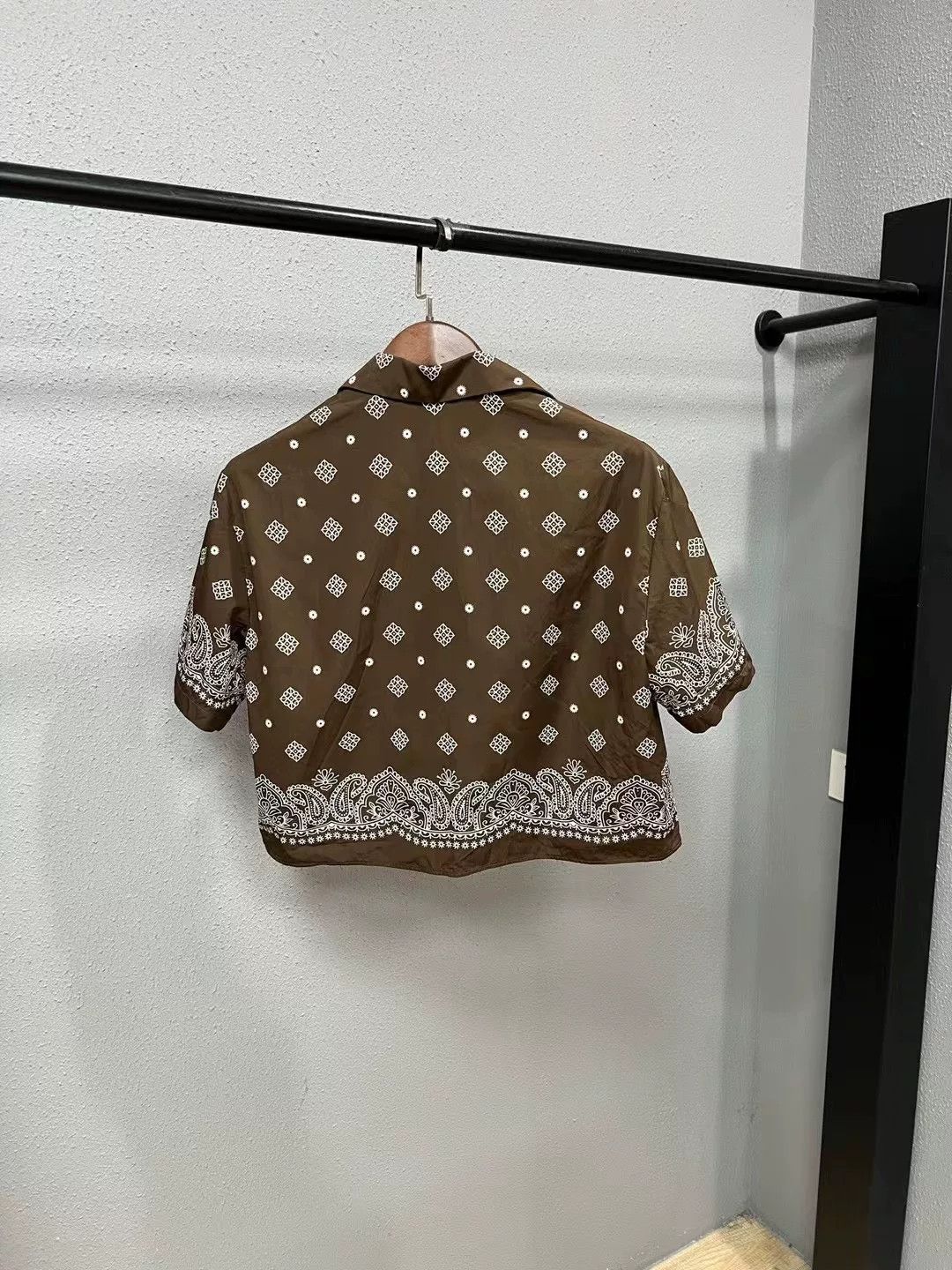 Miu Miu new miumiu patterned short sleeve shirt Size US M / EU 48-50 / 2 - 2 Thumbnail