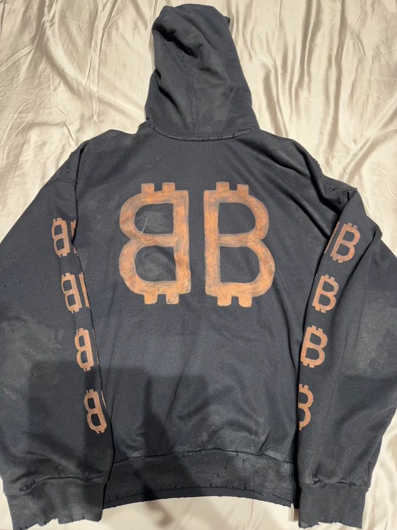Balenciaga Balenciaga FW23 Distressed Logo Hoodie Size US M / EU 48-50 / 2 - 2 Thumbnail