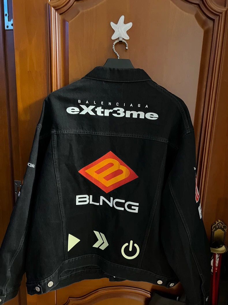 Balenciaga Balenciaga GAMER Embroidered Denim Jacket Size US L / EU 52-54 / 3 - 2 Thumbnail