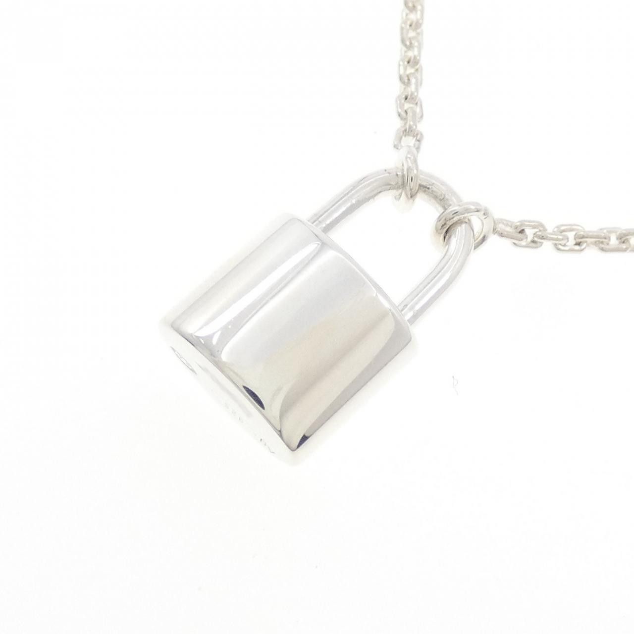Louis Vuitton Louis Vuitton Louis Vuitton Lockit 925 Silver Necklace Metal Necklace Q93559 DUTY FREE for USA Size ONE SIZE - 4 Thumbnail