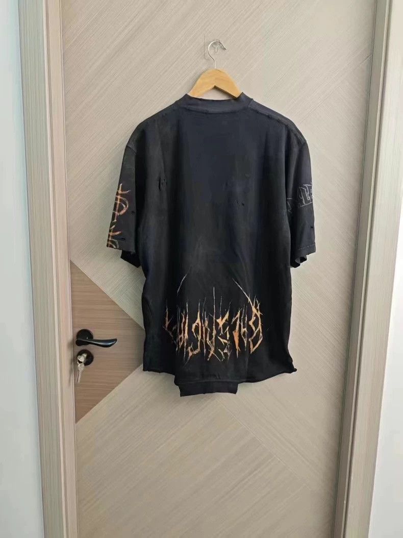 Balenciaga Balenciaga Eiffel Tower Flame T-shirt Size US S / EU 44-46 / 1 - 3 Thumbnail