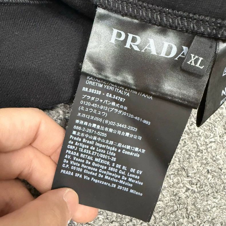 Prada Prada Black Triangle Logo Sweatshirt XL Size US XL / EU 56 / 4 - 4 Thumbnail