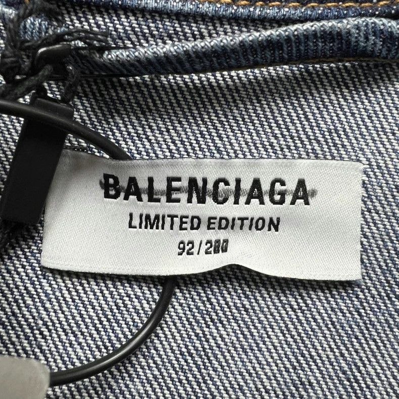 Balenciaga Balenciaga Fortnite Denim Jacket Blue XS Size US XS / EU 42 / 0 - 5 Thumbnail