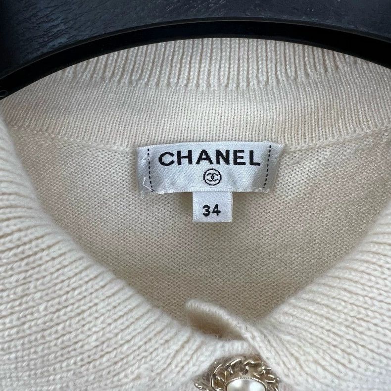 Chanel Chanel Pearl Button Collar Knit Top Size US M / EU 48-50 / 2 - 6 Thumbnail