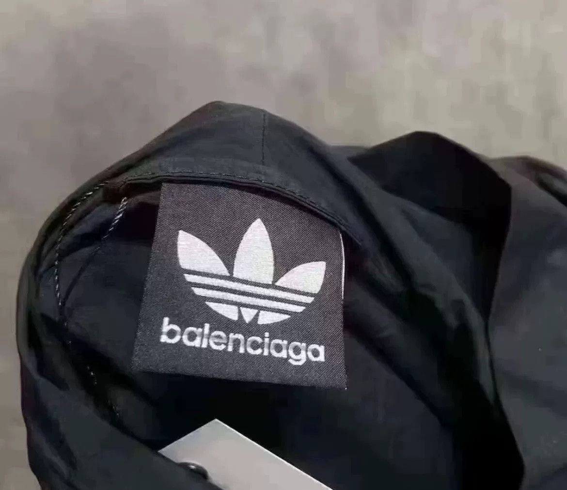 Balenciaga Balenciaga Adidas Collaborative Windbreaker Jacket Size US XS / EU 42 / 0 - 3 Thumbnail