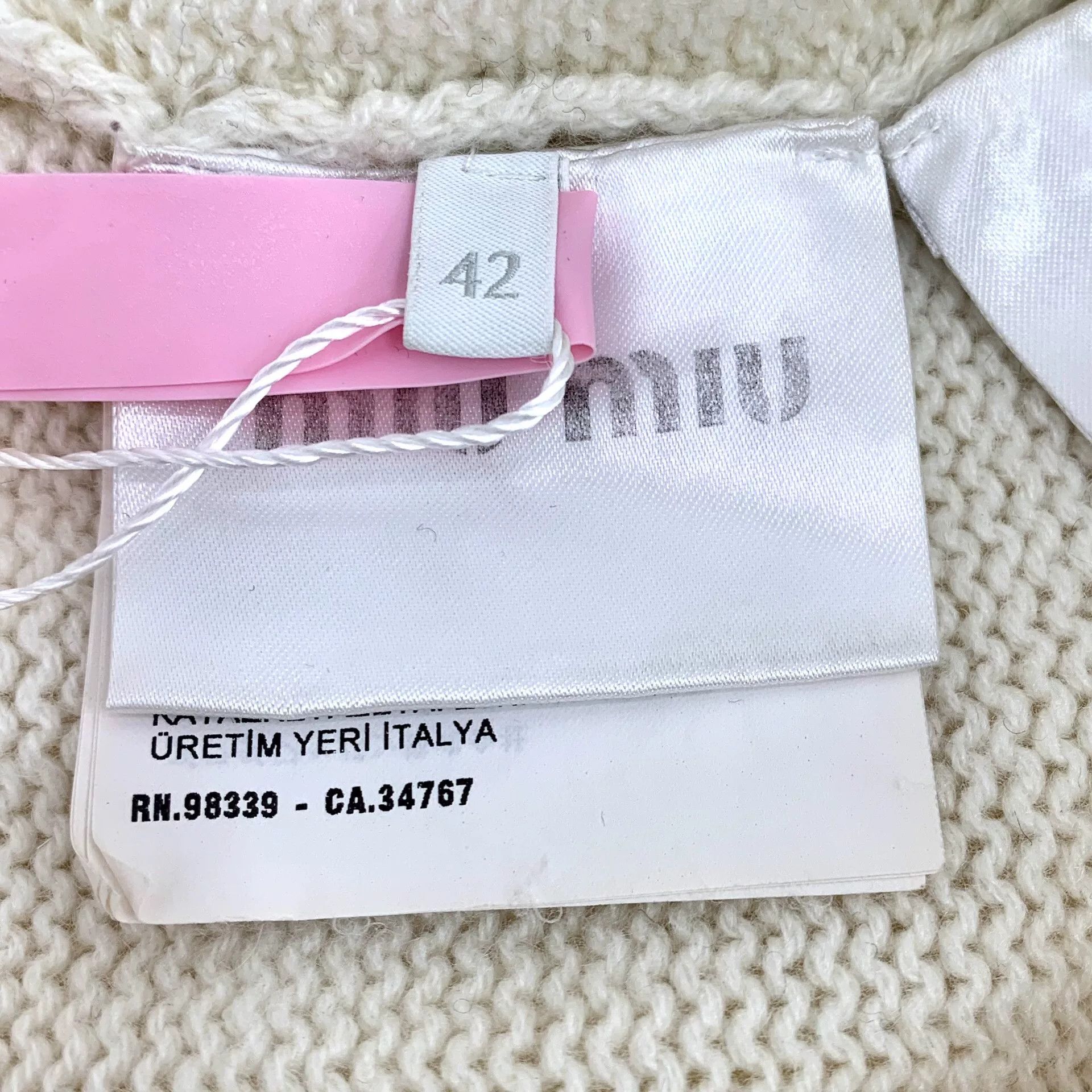 Miu Miu miu miu color block logo sweater Size US M / EU 48-50 / 2 - 7 Thumbnail