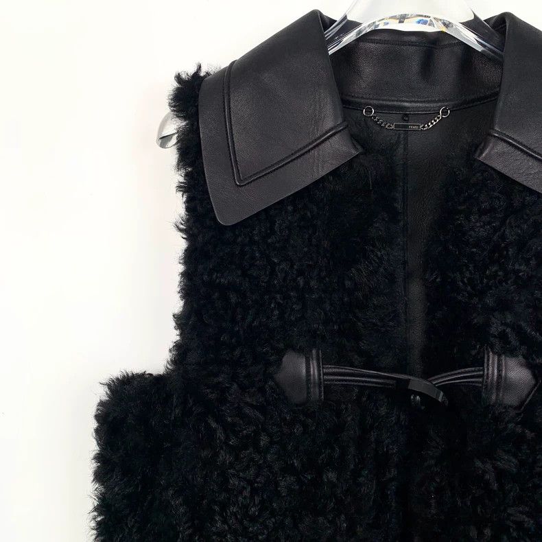 Fendi Fendi Black Shearling Collar Vest Outerwear Size US M / EU 48-50 / 2 - 3 Thumbnail